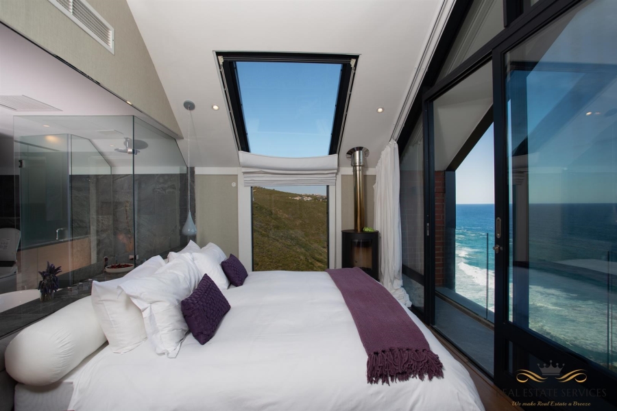 4 Bedroom Property for Sale in Herolds Bay Western Cape
